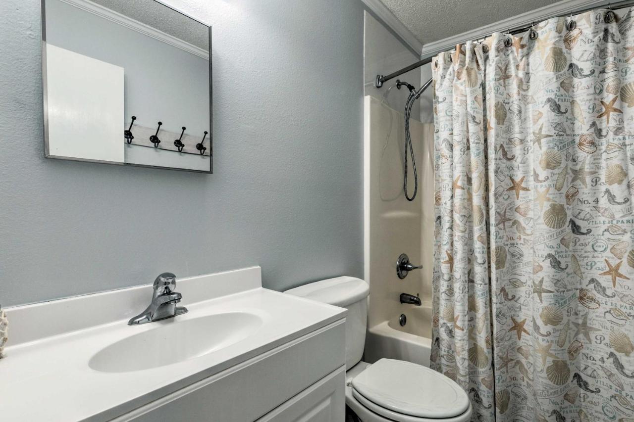 Downtown Gulf Shores Condo - 1 Block To Beach! المظهر الخارجي الصورة